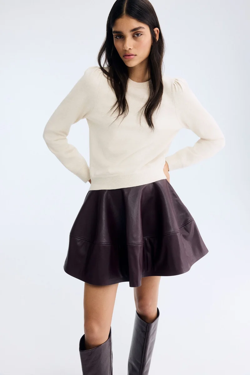 اتش اند ام كنزة بأكمام منتفخة